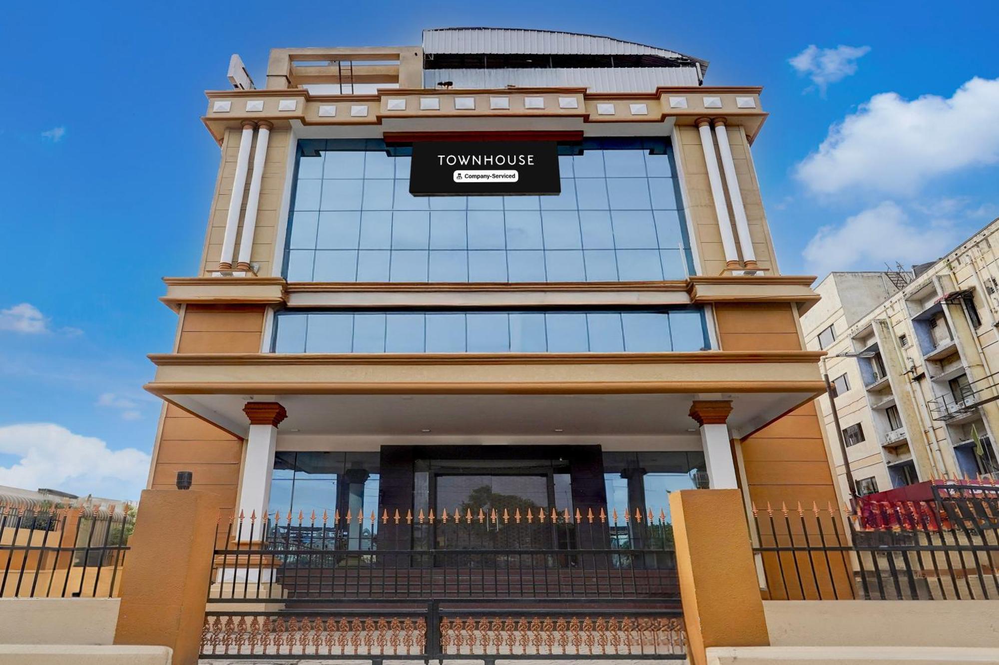 Super Townhouse Koyambedu Hotel Chennai Ngoại thất bức ảnh