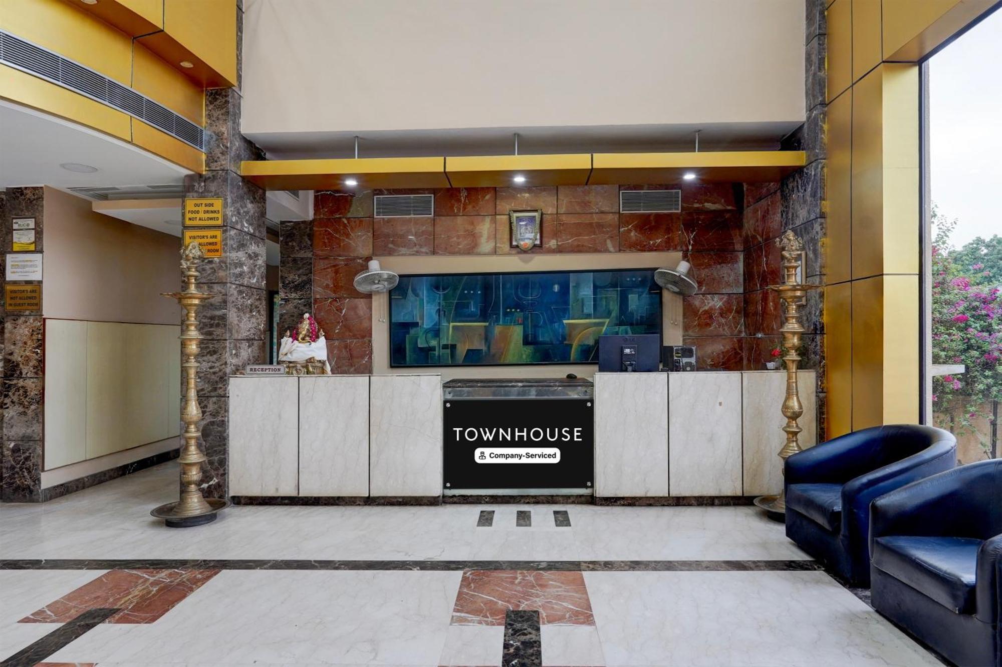 Super Townhouse Koyambedu Hotel Chennai Ngoại thất bức ảnh
