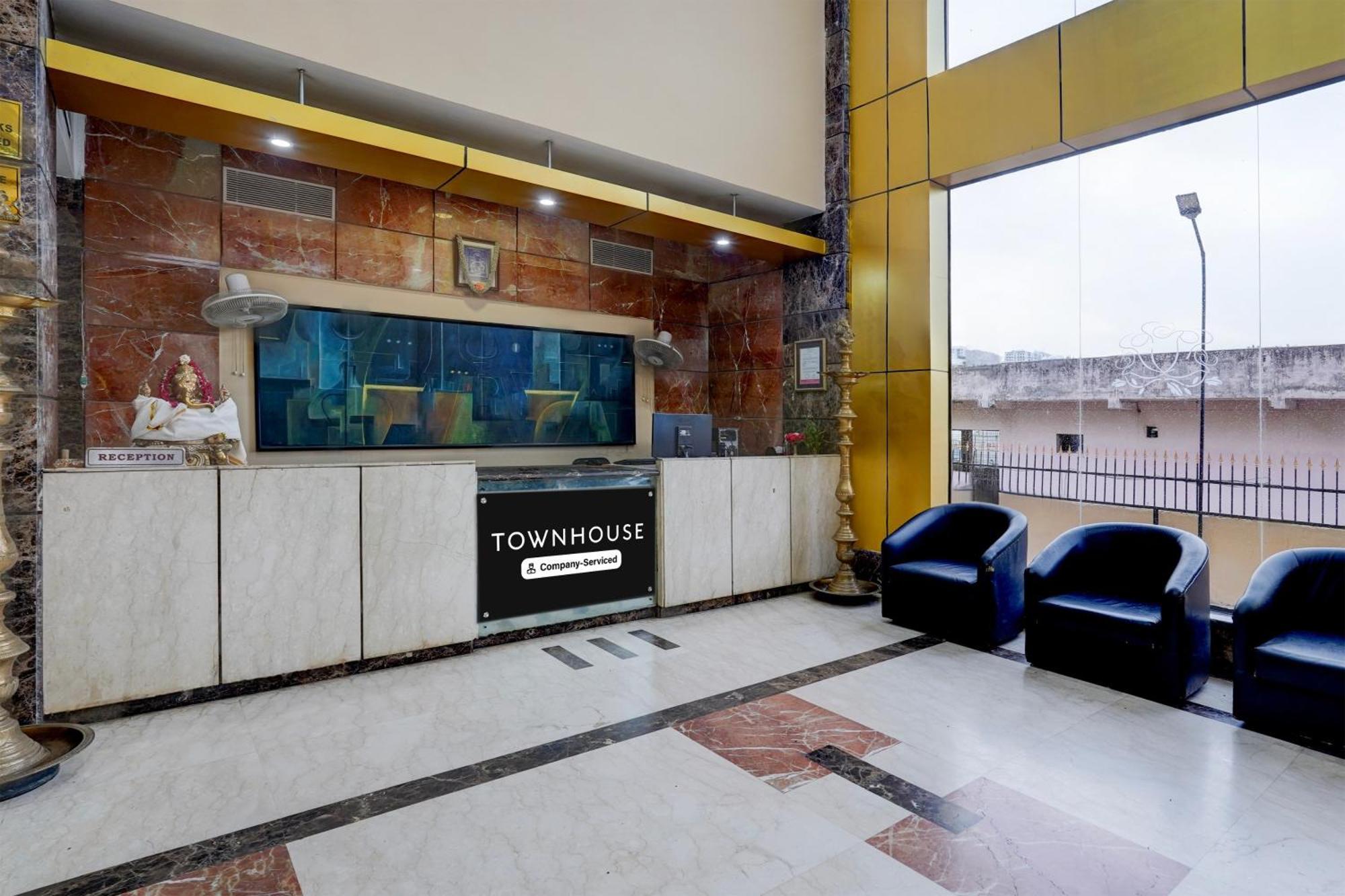 Super Townhouse Koyambedu Hotel Chennai Ngoại thất bức ảnh