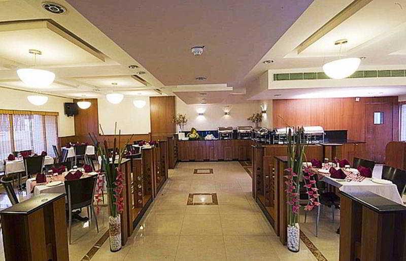 Super Townhouse Koyambedu Hotel Chennai Ngoại thất bức ảnh
